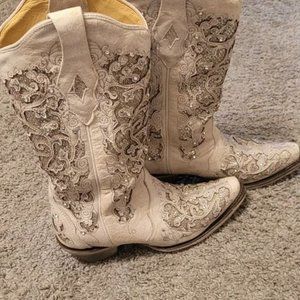 Corral white glitter inlay boots‐ size 7, excellent, almost new, condition!